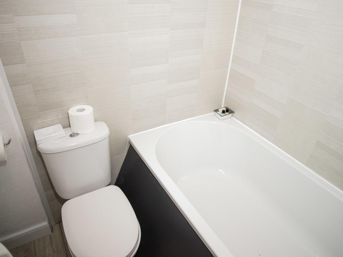 Отель Longstone House Bed & Breakfast Сихаузес Экстерьер фото