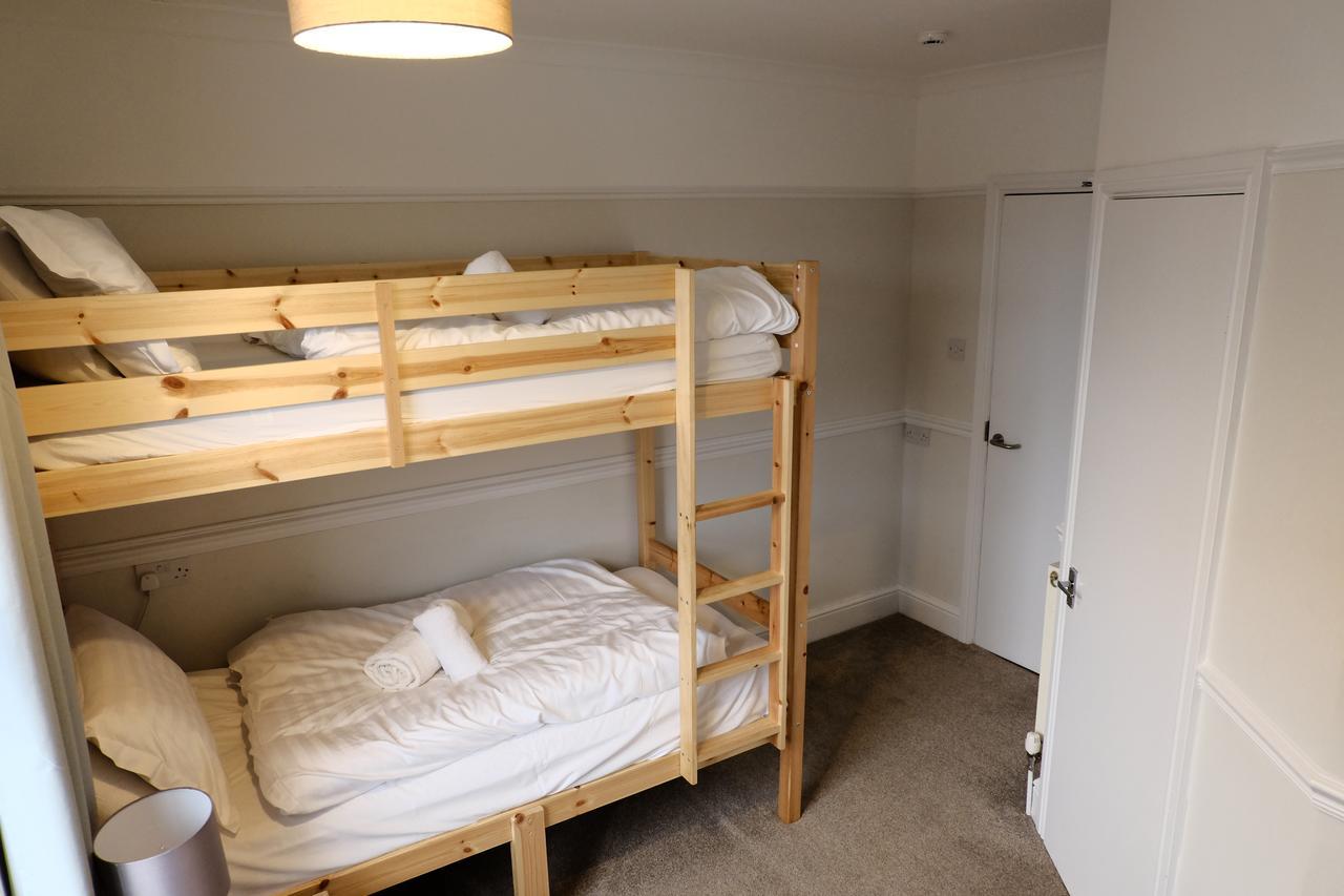 Отель Longstone House Bed & Breakfast Сихаузес Экстерьер фото
